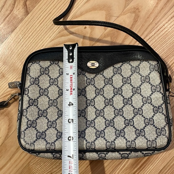 Vintage authentic Gucci purse - Picture 16 of 16
